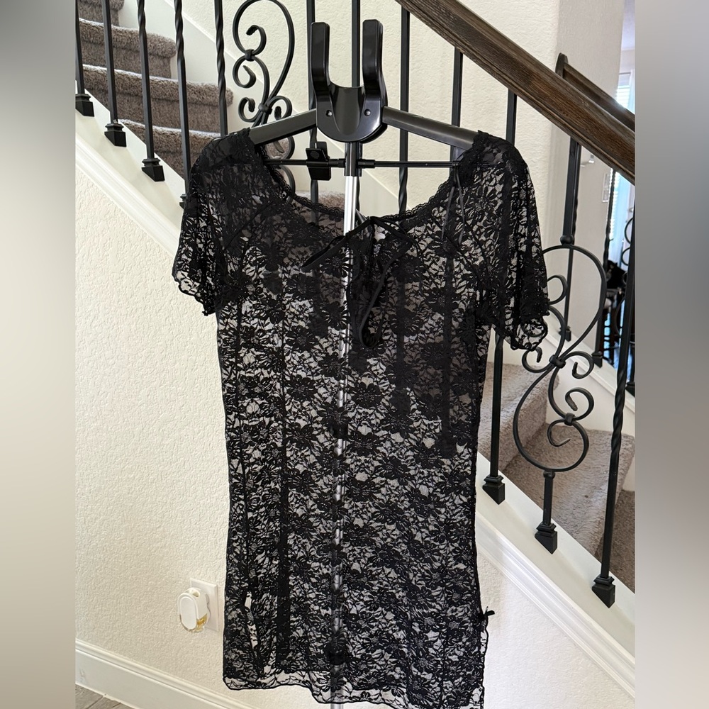NEVER WORN NWT Elegant Black Lace Lingerie Set